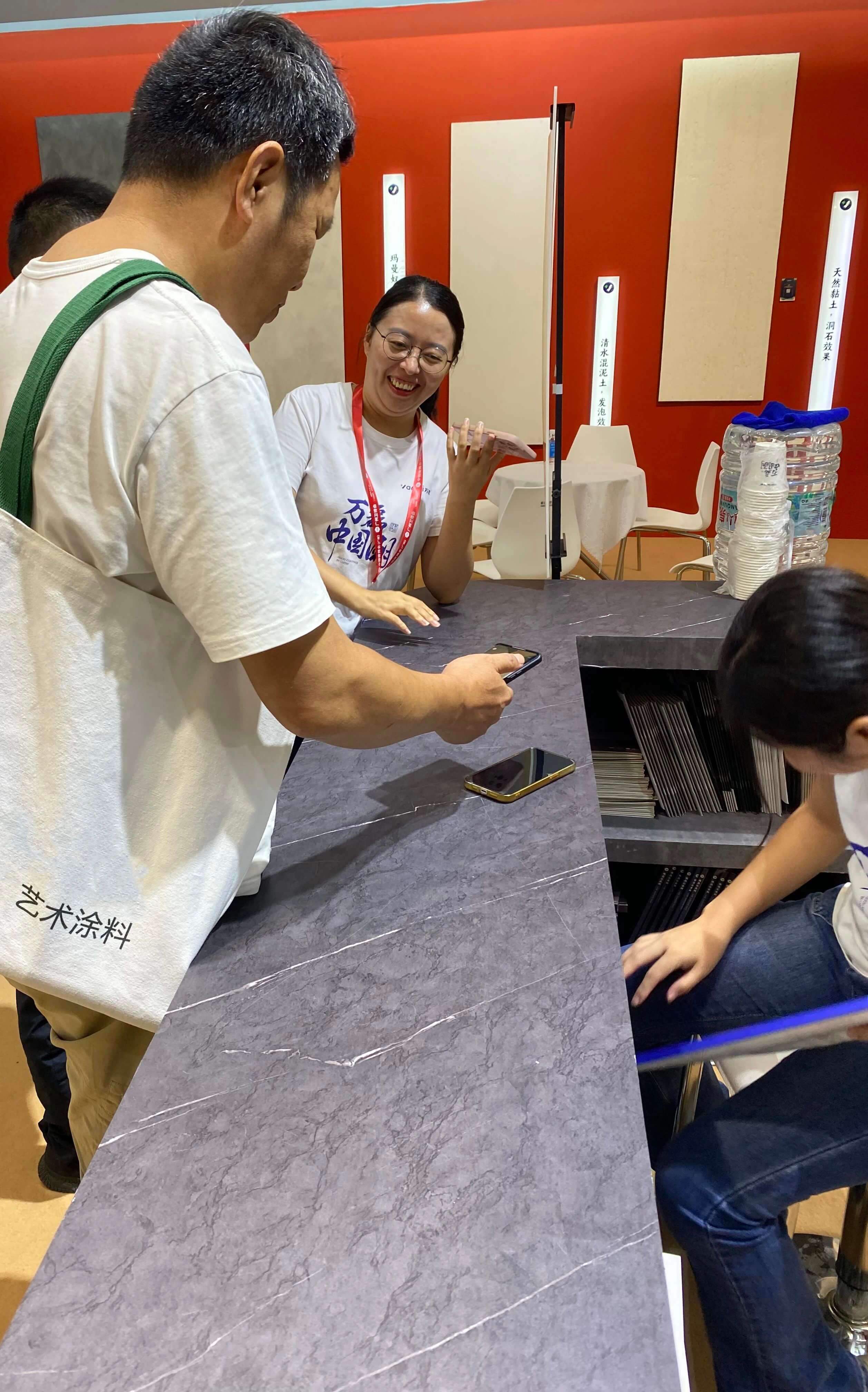 最“省”新品呈現(xiàn)！萬磊涂料國潮館實力吸睛！